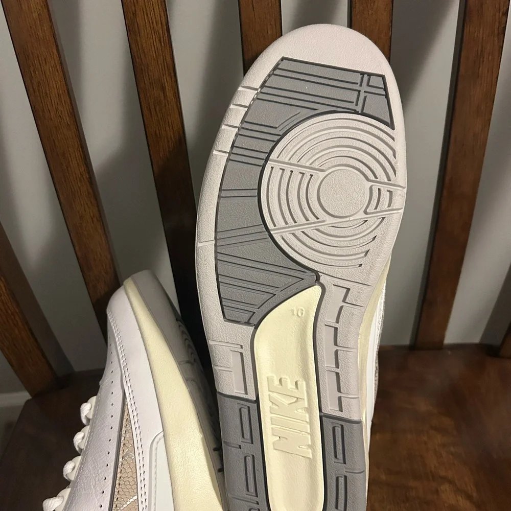 Air Jordan 2 Retro Low Python White Cement Gray Sand Drift DV9956-100 Mens Sz 10